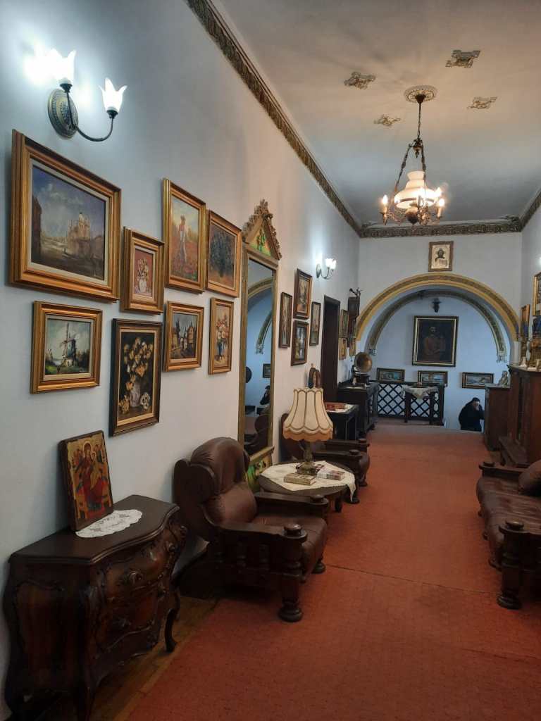 Interior din conacul stolnicului Constantin Cantacuzino de la Afumati