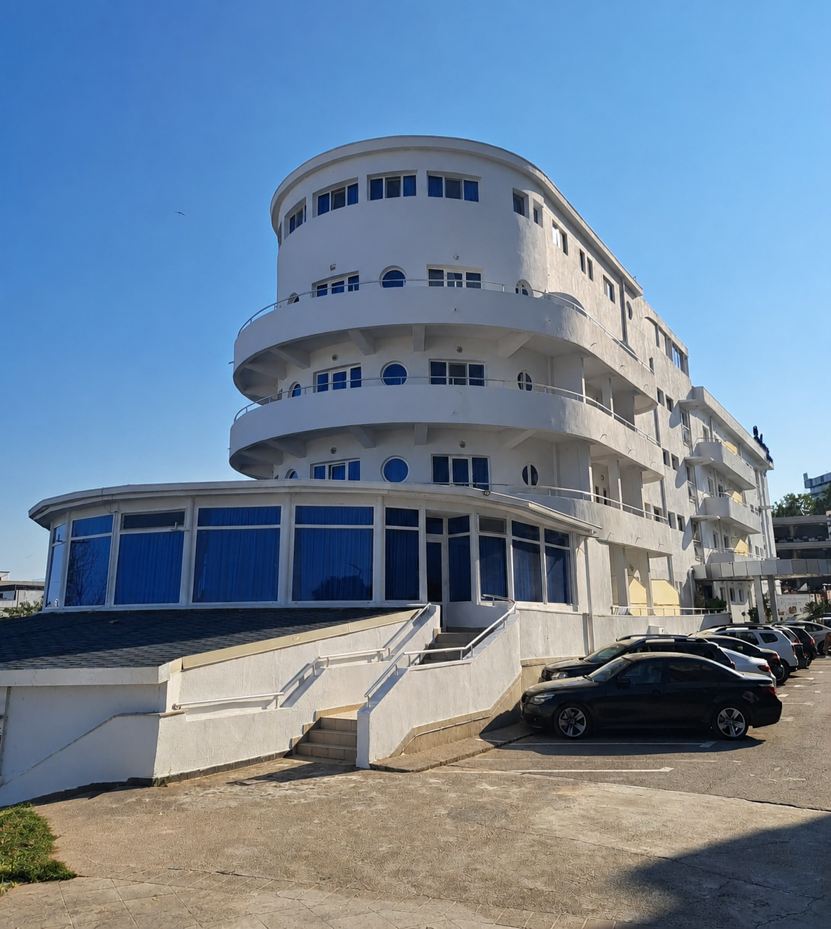 Hotel Belona azi